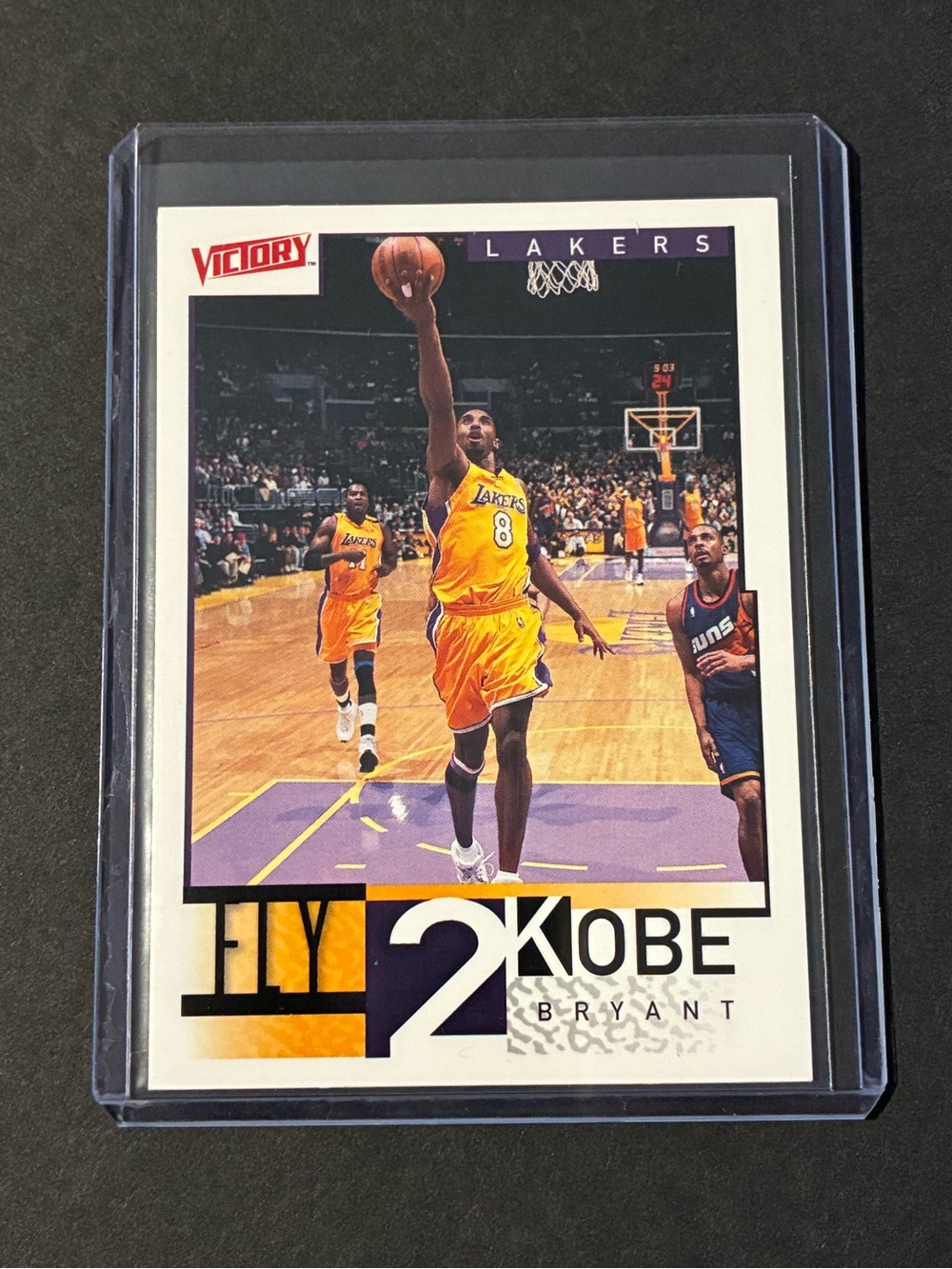 1999-2000 NBA Upper Deck Victory #303 Fly 2 Insert Kobe Bryant Lakers Card